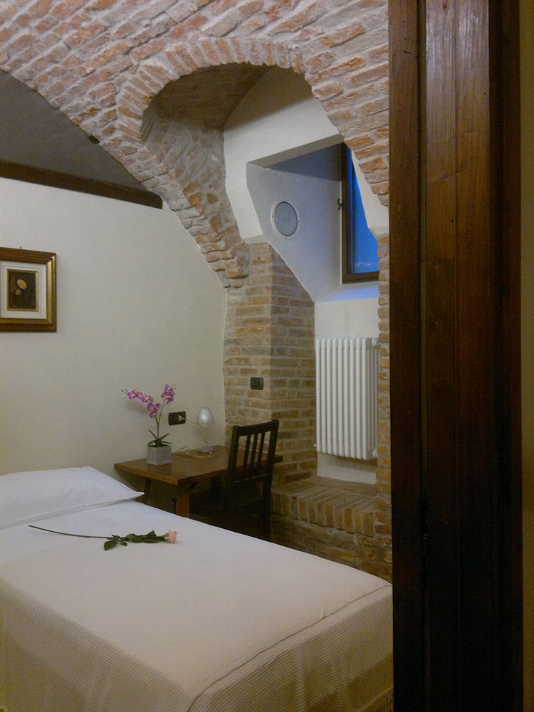 Casa Museo Palazzo Valenti Gonzaga Hotel Mantova Kültér fotó