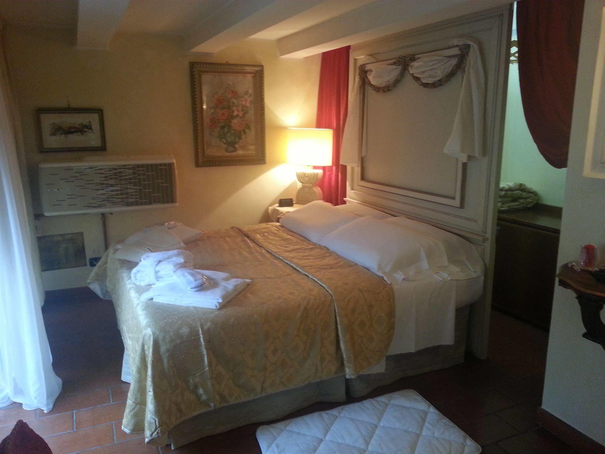 Casa Museo Palazzo Valenti Gonzaga Hotel Mantova Kültér fotó