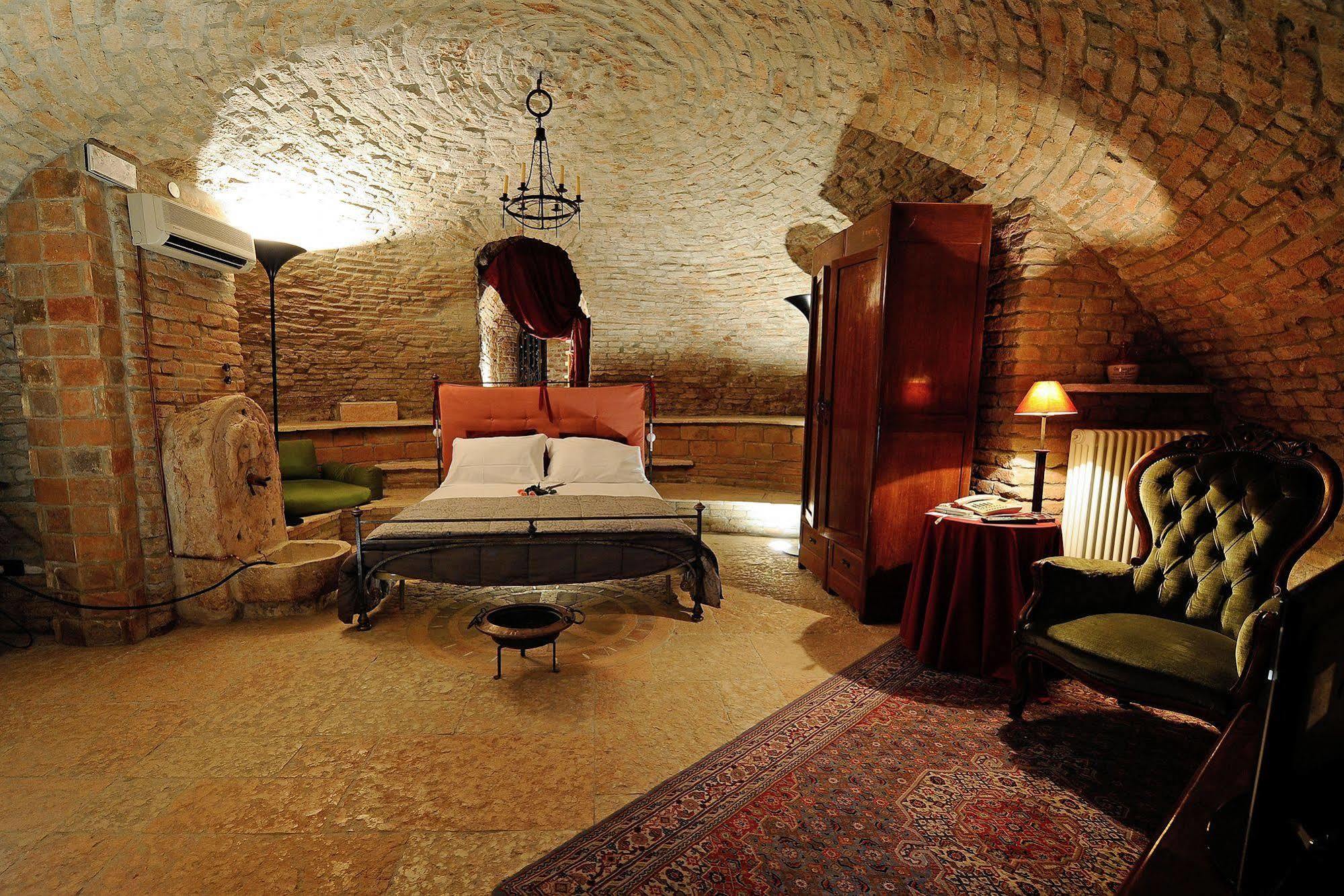 Casa Museo Palazzo Valenti Gonzaga Hotel Mantova Kültér fotó